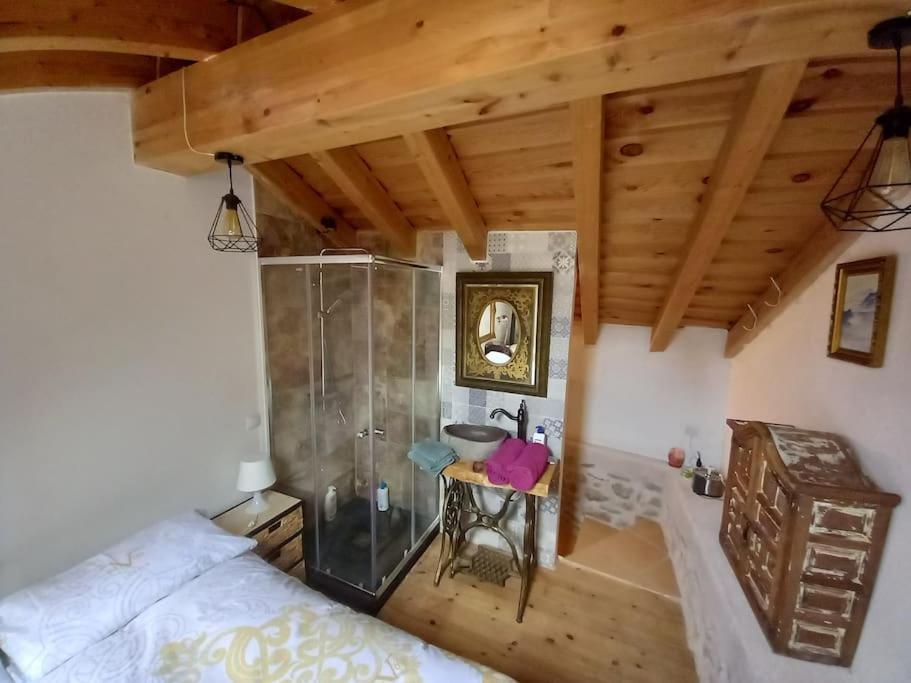 Casita Con Encanto Tranquilidad Villavieja Del Lozoya Wi-Fi En Sierra De Madrid Y A 50 Minutos De Capital Ngoại thất bức ảnh